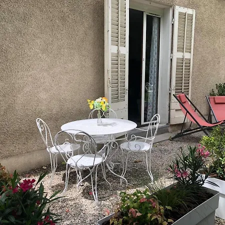 15m2 Avec Terrasse Et Place De Parking Apartmán