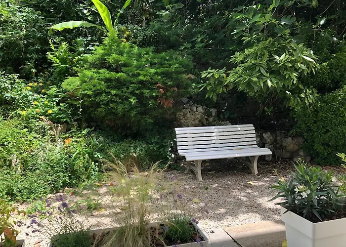 15m2 Avec Terrasse Et Place De Parking Apartmán